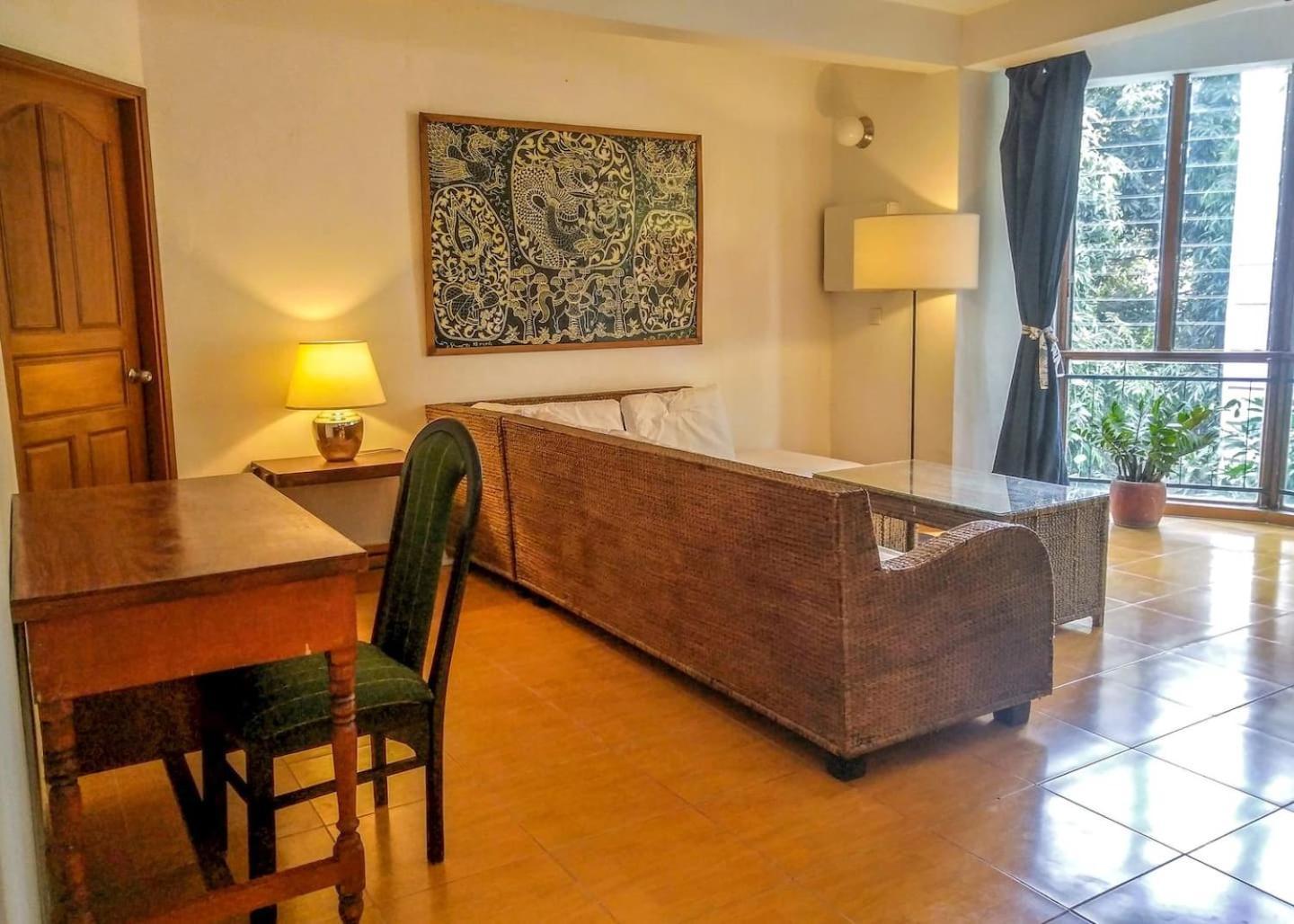 Yk Art House Hotel Phnompen Kültér fotó