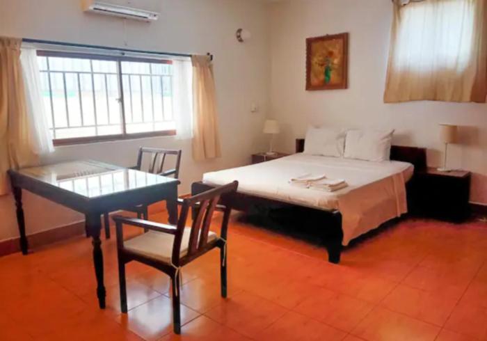 Yk Art House Hotel Phnompen Kültér fotó