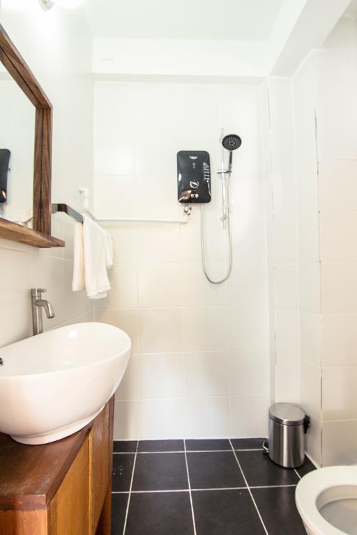 Yk Art House Hotel Phnompen Szoba fotó