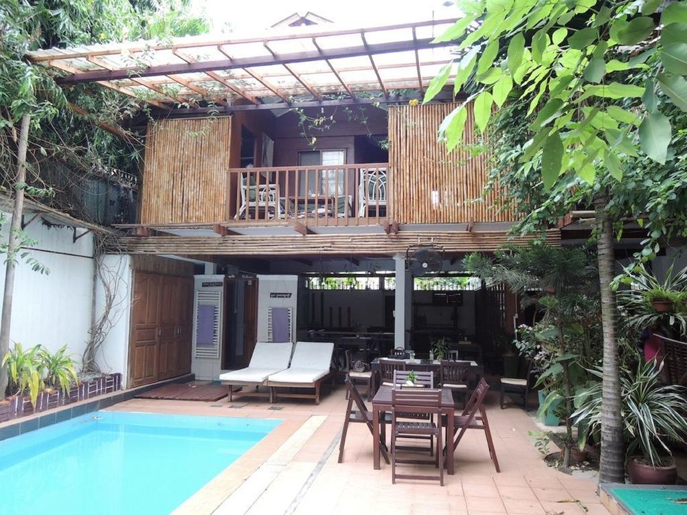 Yk Art House Hotel Phnompen Kültér fotó