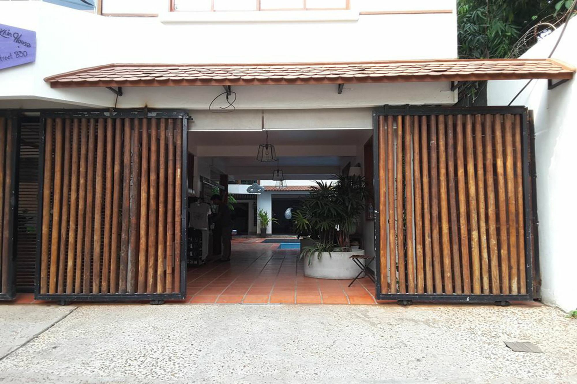 Yk Art House Hotel Phnompen Kültér fotó