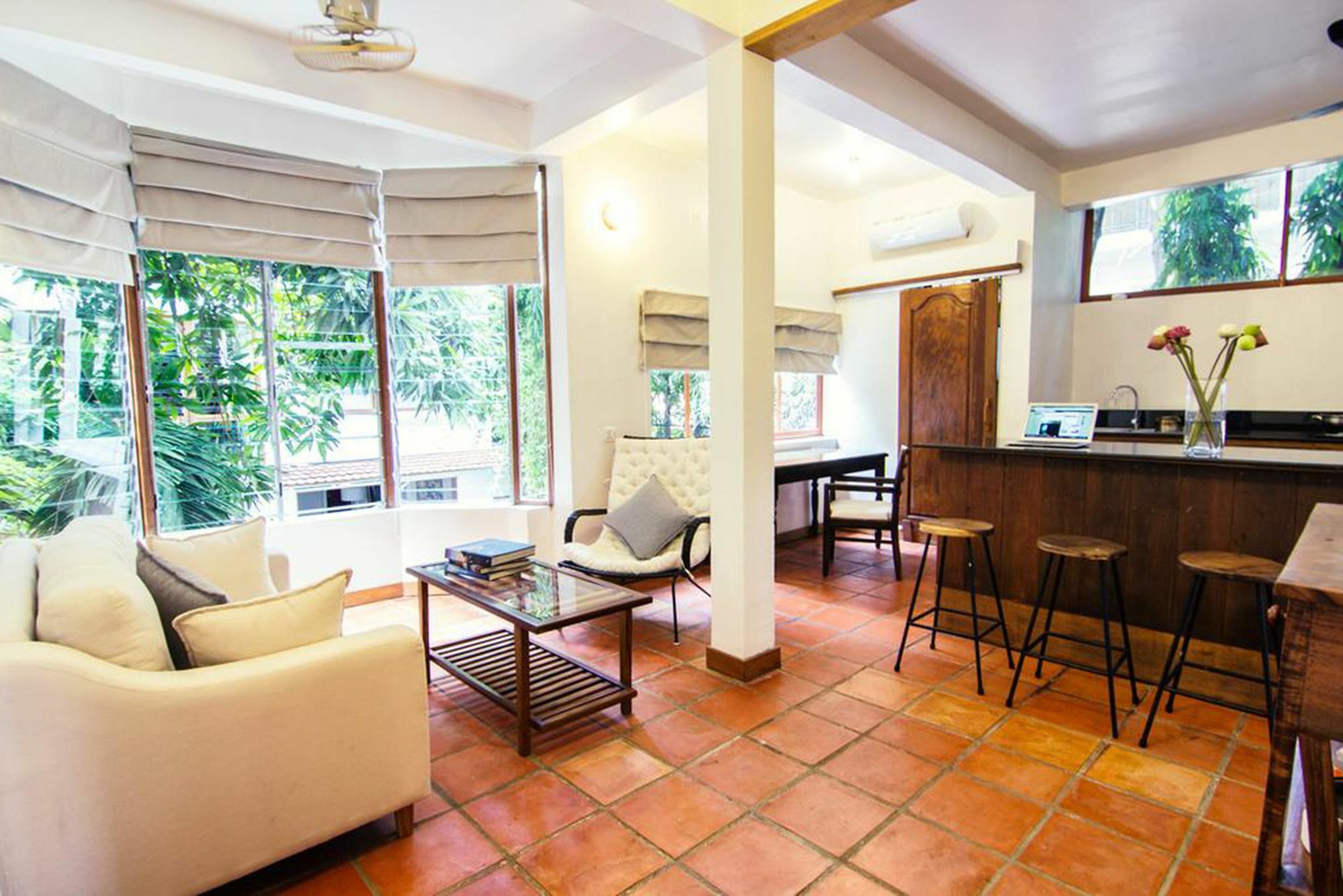 Yk Art House Hotel Phnompen Kültér fotó
